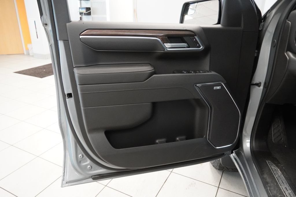 2026 Chevrolet Silverado 1500 LT Trail Boss - Photo 6