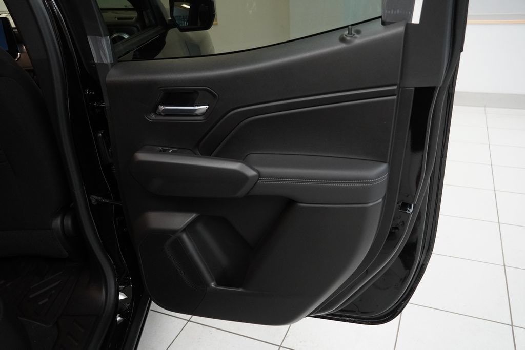 2026 Chevrolet Colorado LT - Photo 21