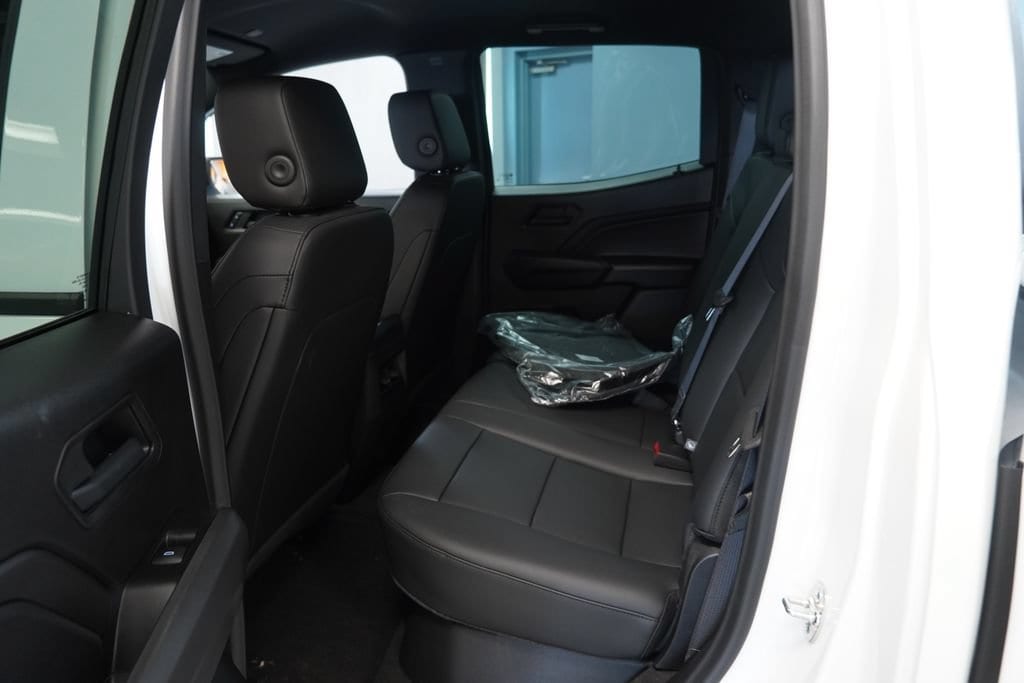 2026 Chevrolet Colorado Trail Boss - Photo 17