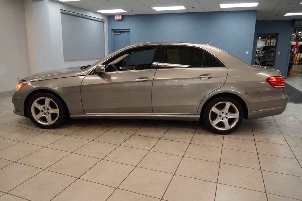 Used 2014 Mercedes-Benz E-Class E350 Luxury with VIN WDDHF8JB7EA883683 for sale in Strongsville, OH