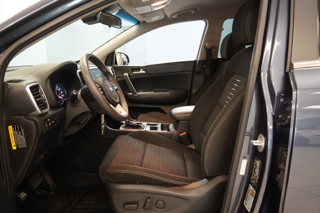 2020 Kia Sportage LX - Photo 5