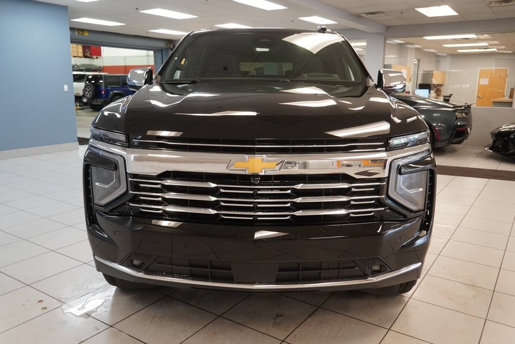 2026 Chevrolet Suburban Premier - Photo 17