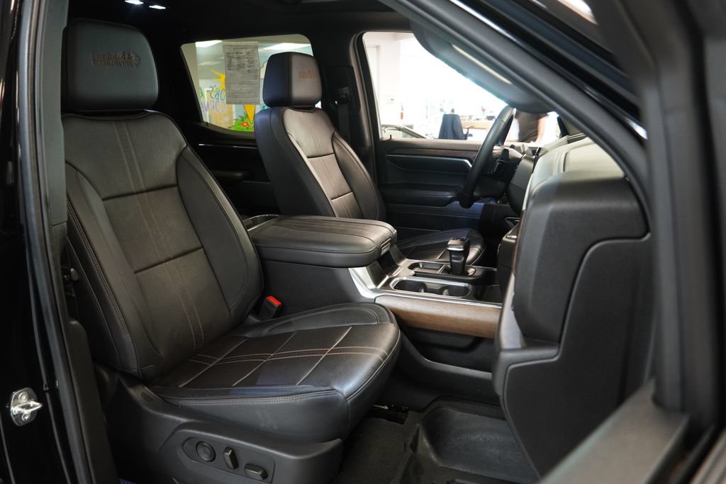 2024 Chevrolet Silverado 1500 High Country - Photo 36