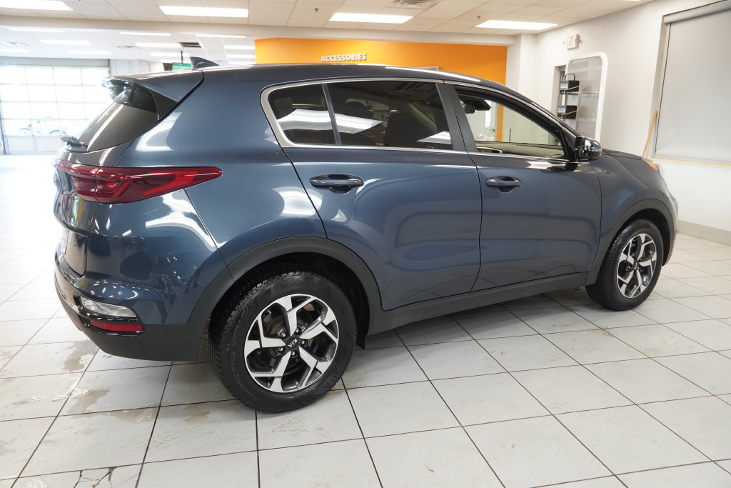 2020 Kia Sportage LX - Photo 11