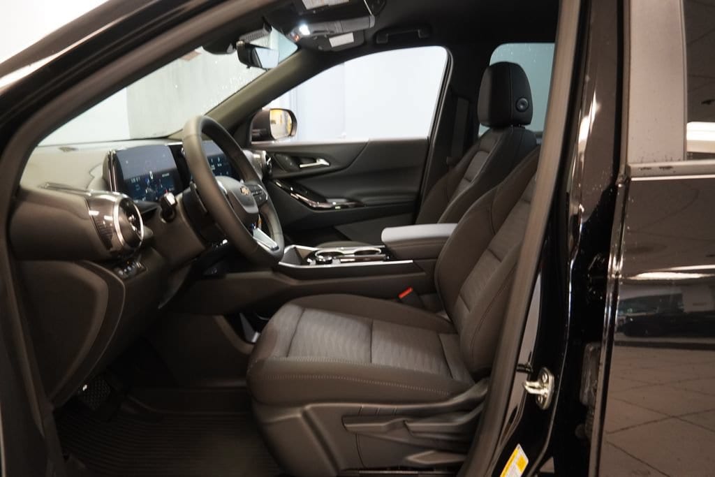 New 2027 Chevrolet Equinox LT SUV