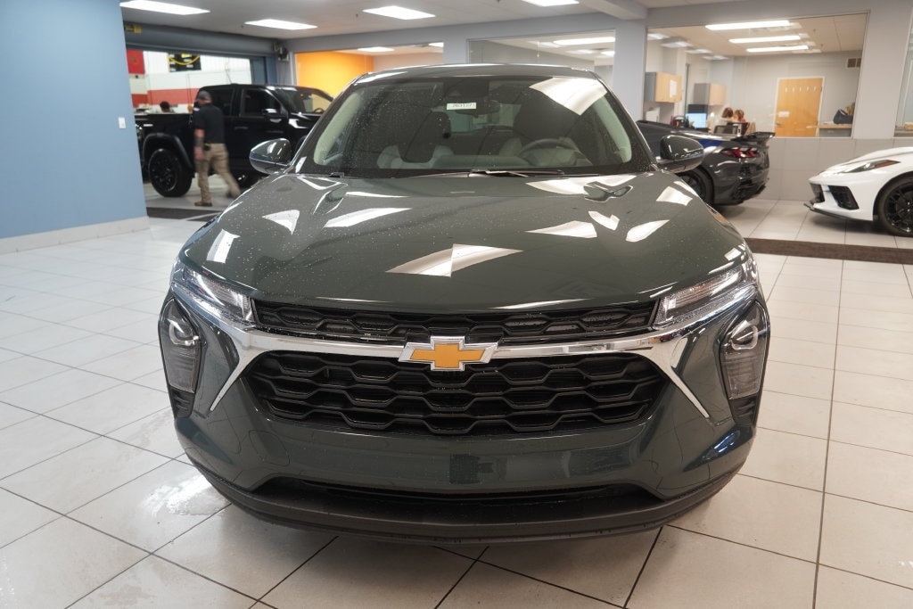 2026 Chevrolet Trax LS - Photo 13