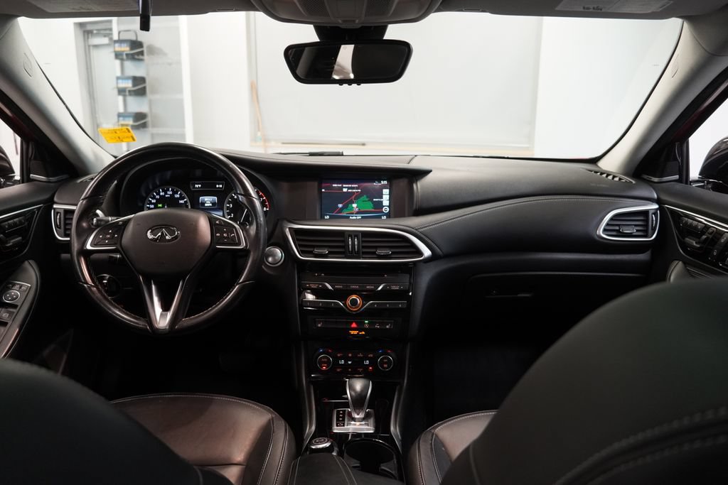 2017 INFINITI QX30 Premium - Photo 18