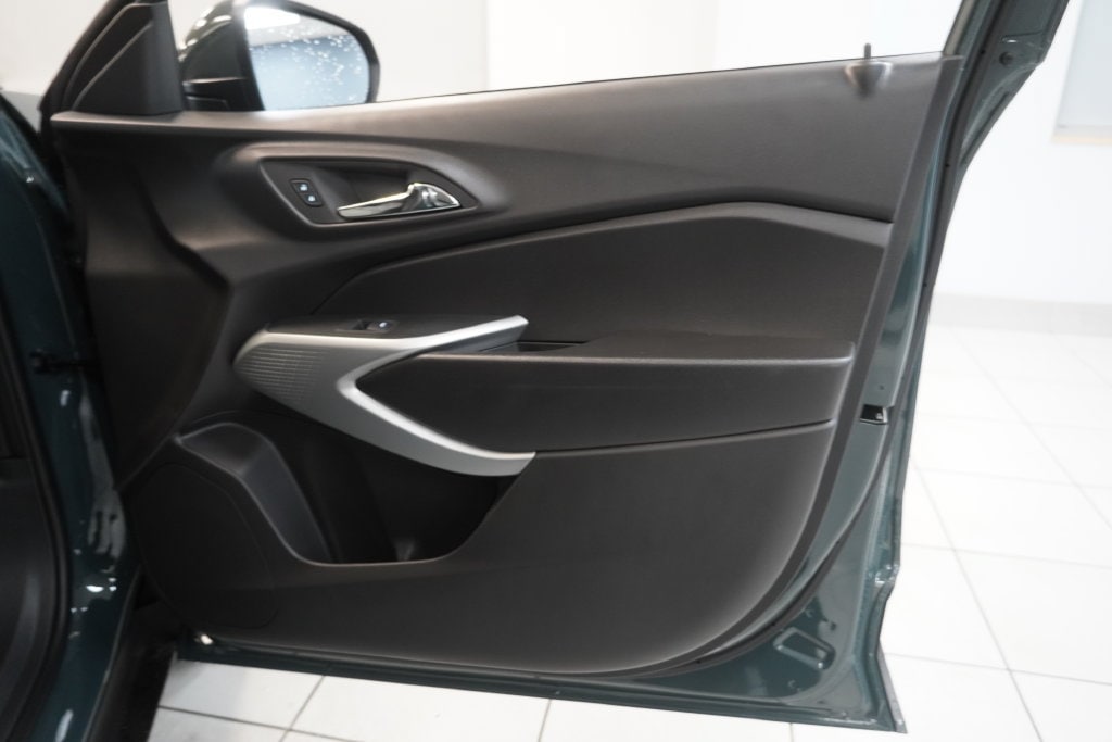 2026 Chevrolet Trax LS - Photo 30