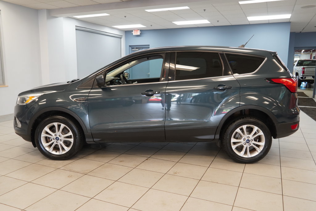 Used 2019 Ford Escape SE with VIN 1FMCU9GD6KUA27936 for sale in Strongsville, OH