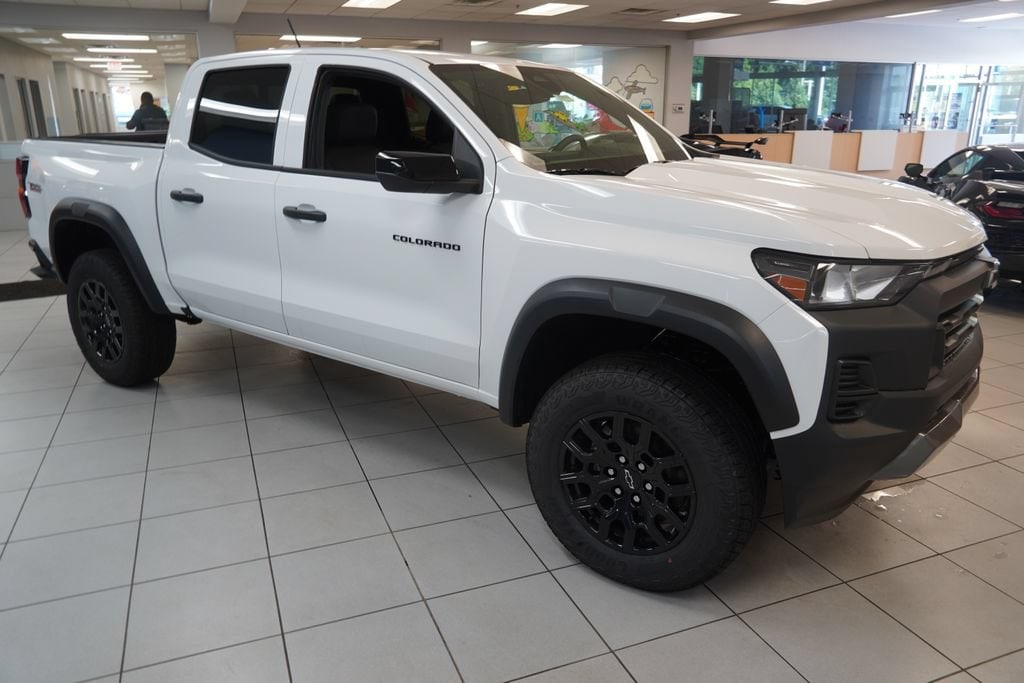 2026 Chevrolet Colorado Trail Boss - Photo 13