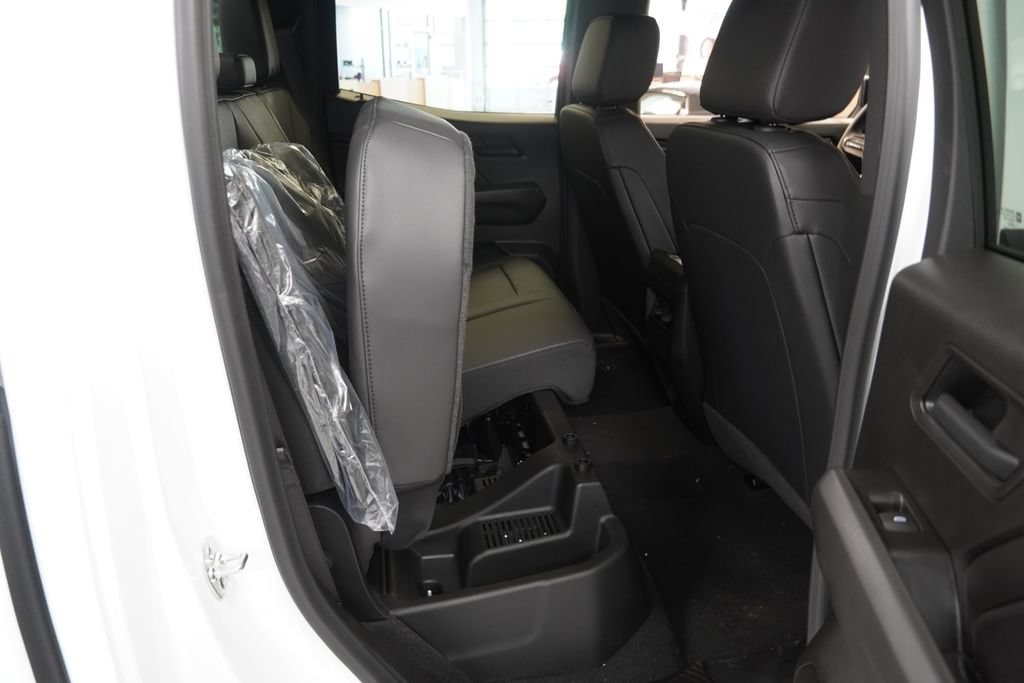 2026 Chevrolet Colorado Trail Boss - Photo 21