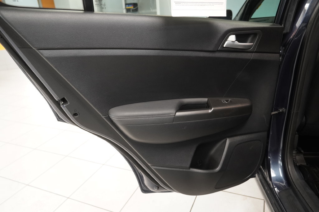 2020 Kia Sportage LX - Photo 24