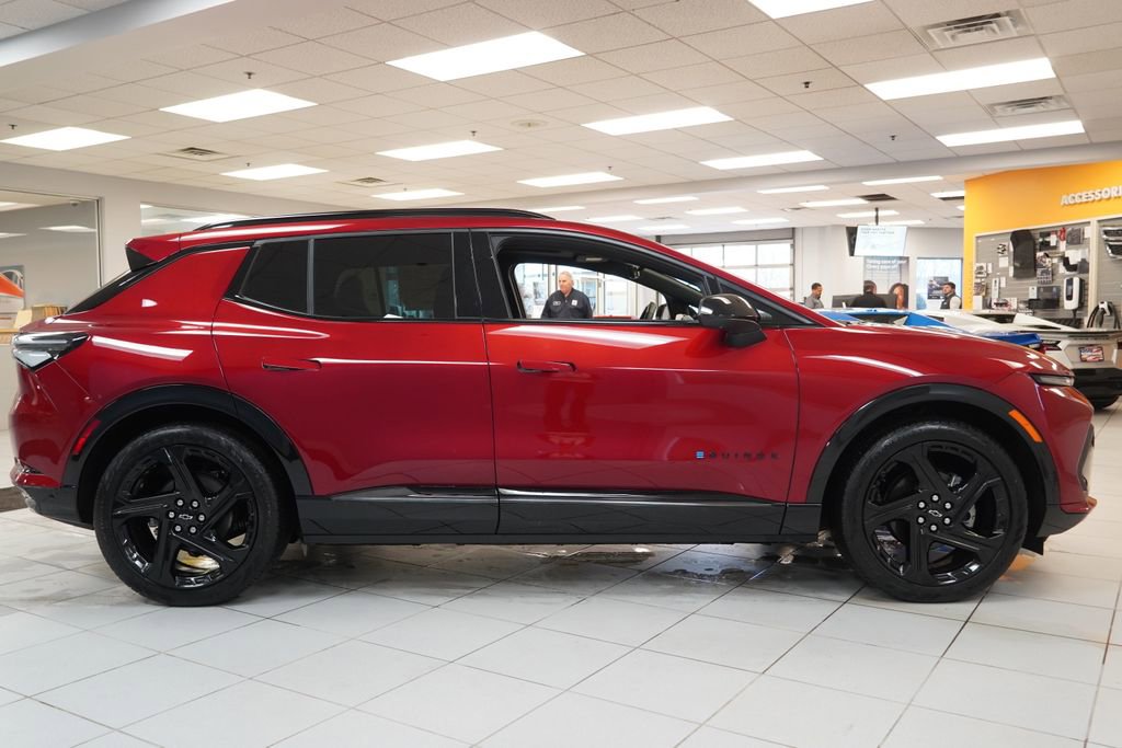 2025 Chevrolet Equinox EV RS - Photo 18