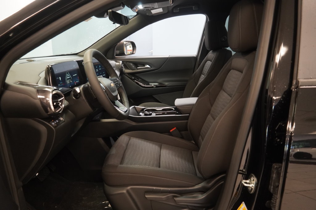 New 2027 Chevrolet Equinox LT SUV