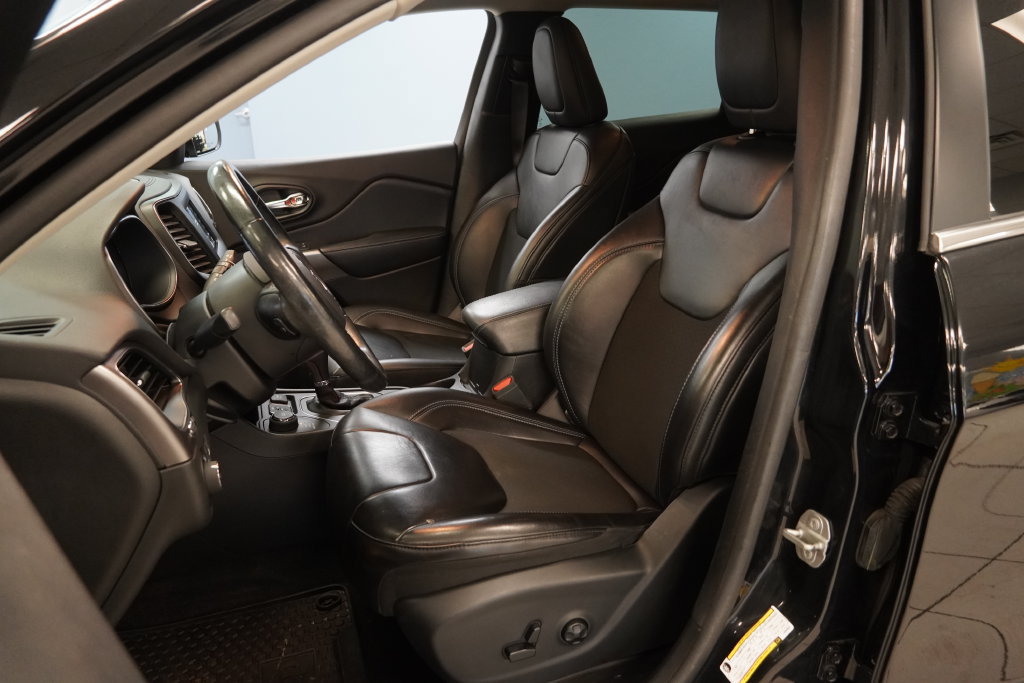 Used 2020 Jeep Cherokee Latitude Plus 4x4 SUV