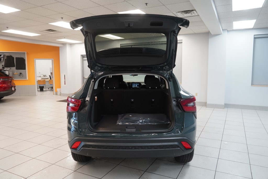 2026 Chevrolet Trax LS - Photo 8