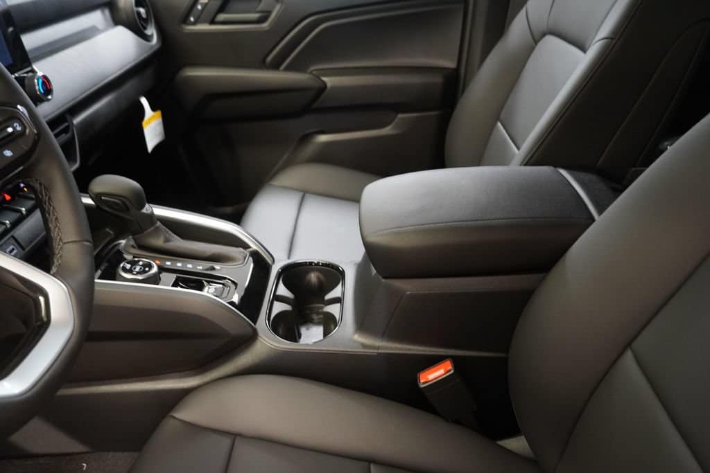 2026 Chevrolet Colorado Trail Boss - Photo 7