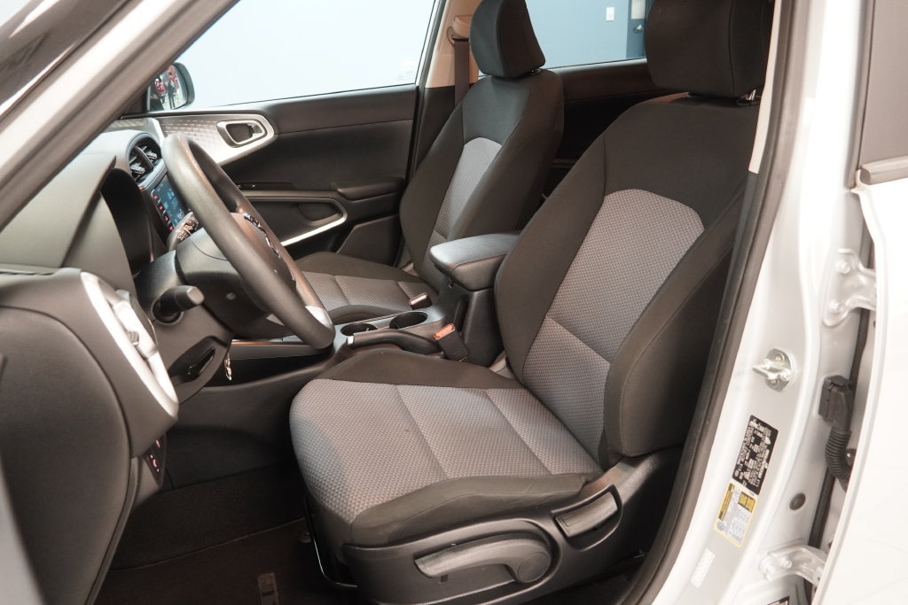 Used 2021 Kia Soul LX Hatchback