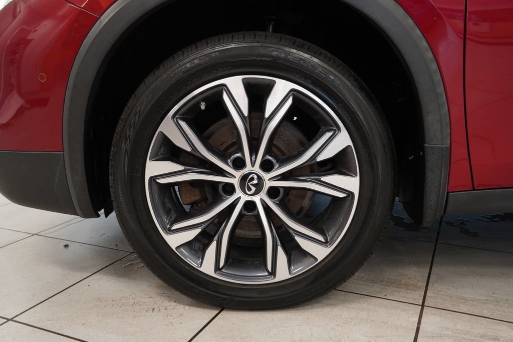 2017 INFINITI QX30 Premium - Photo 16