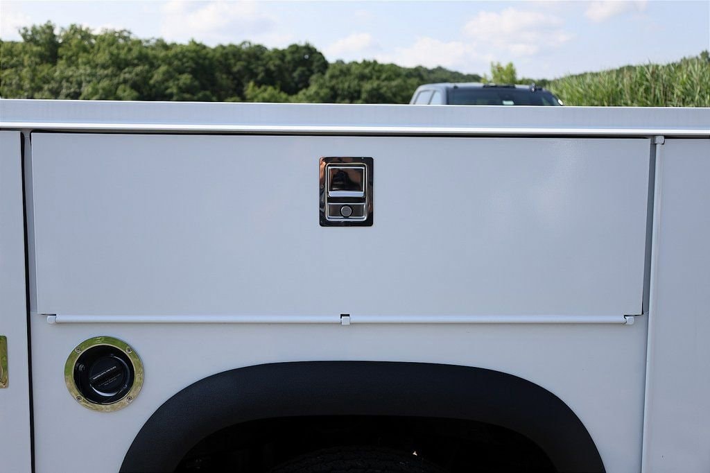2025 Chevrolet Silverado 2500 HD Work Truck - Photo 5