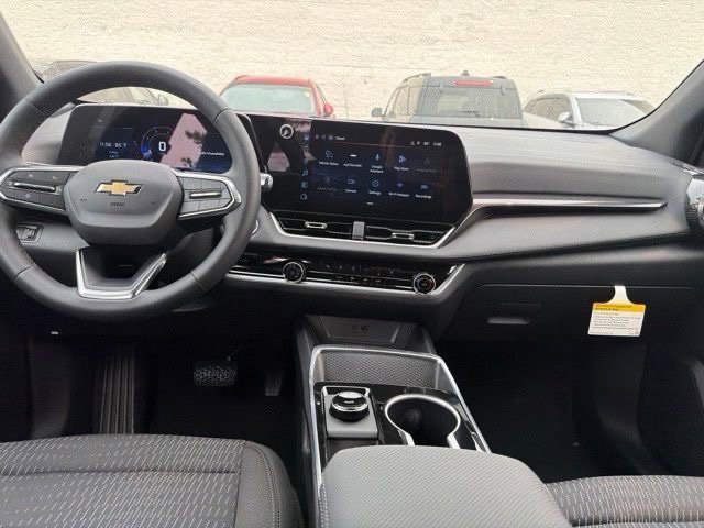 2027 Chevrolet Equinox LT - Photo 18