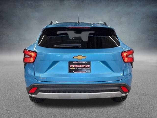2026 Chevrolet Trax LT - Photo 9