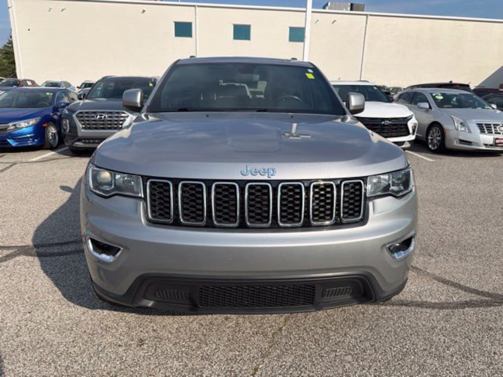 Used 2020 Jeep Grand Cherokee Laredo E 4x4 SUV