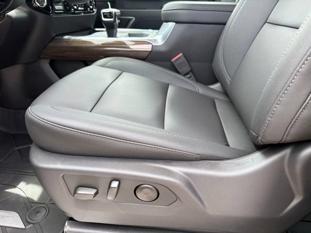 2026 Chevrolet Silverado 1500 RST - Photo 13