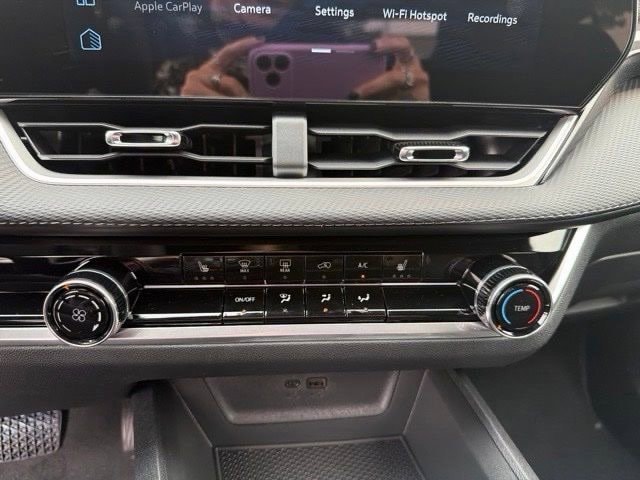 2027 Chevrolet Equinox LT - Photo 16