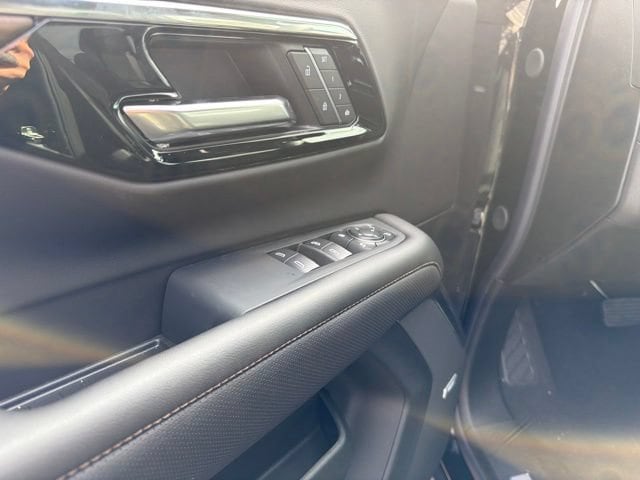 2026 Chevrolet Suburban High Country - Photo 11