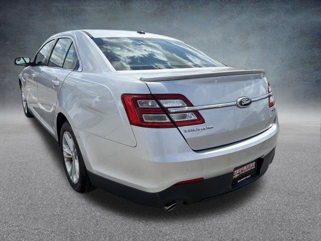 2014 Ford Taurus SEL - Photo 9