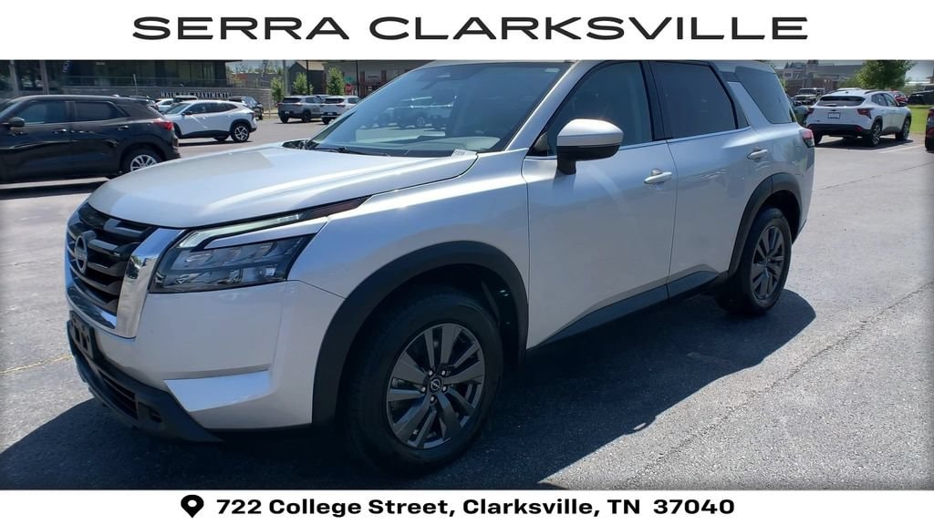 Used 2024 Nissan Pathfinder SV