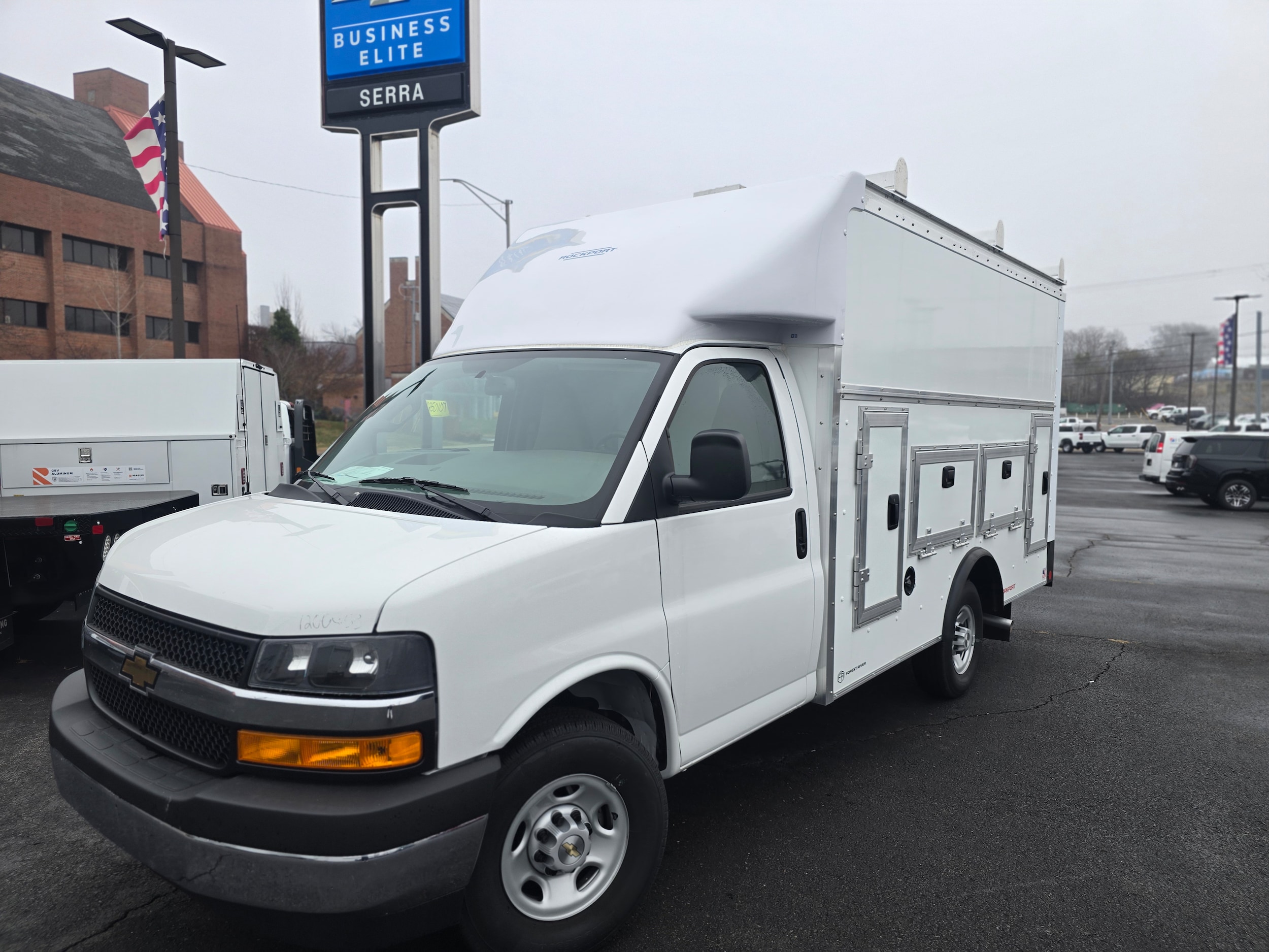 2025 Chevrolet Express Cutaway