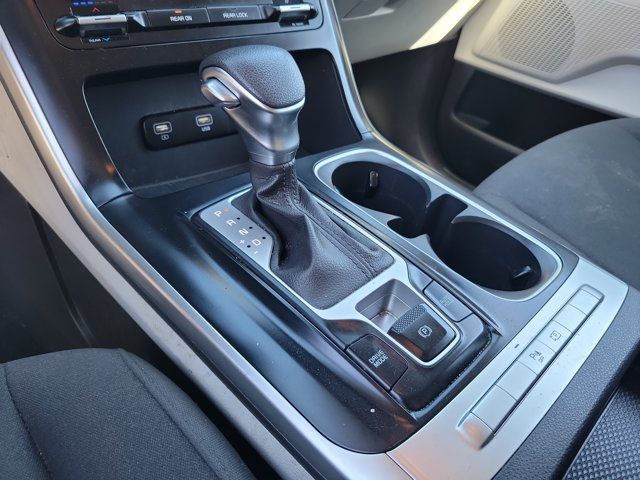 2023 Kia Carnival LX - Photo 22