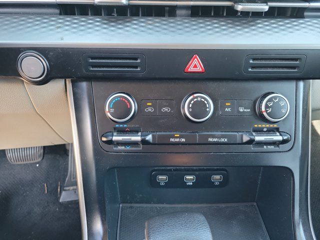 2023 Kia Carnival LX - Photo 21