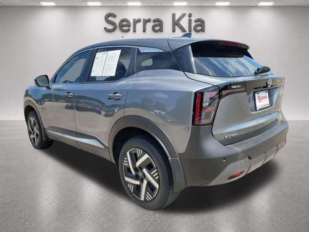 Used 2025 Nissan Kicks SV SUV