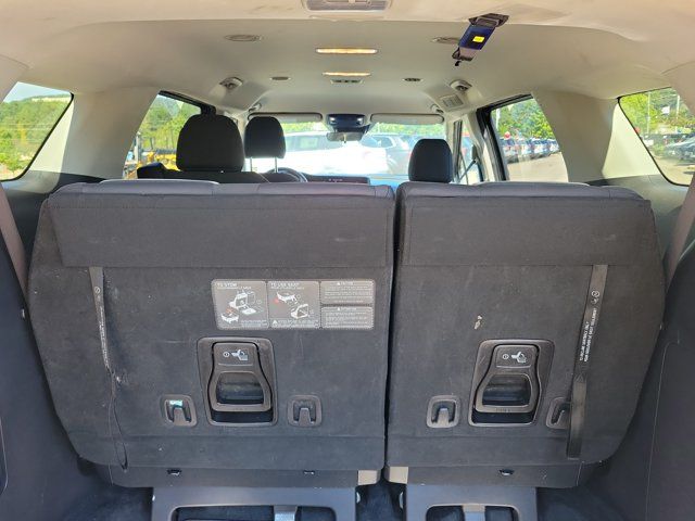 2023 Kia Carnival LX - Photo 25