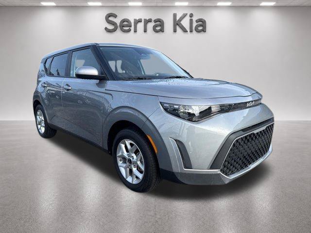 Used 2025 Kia Soul LX Hatchback