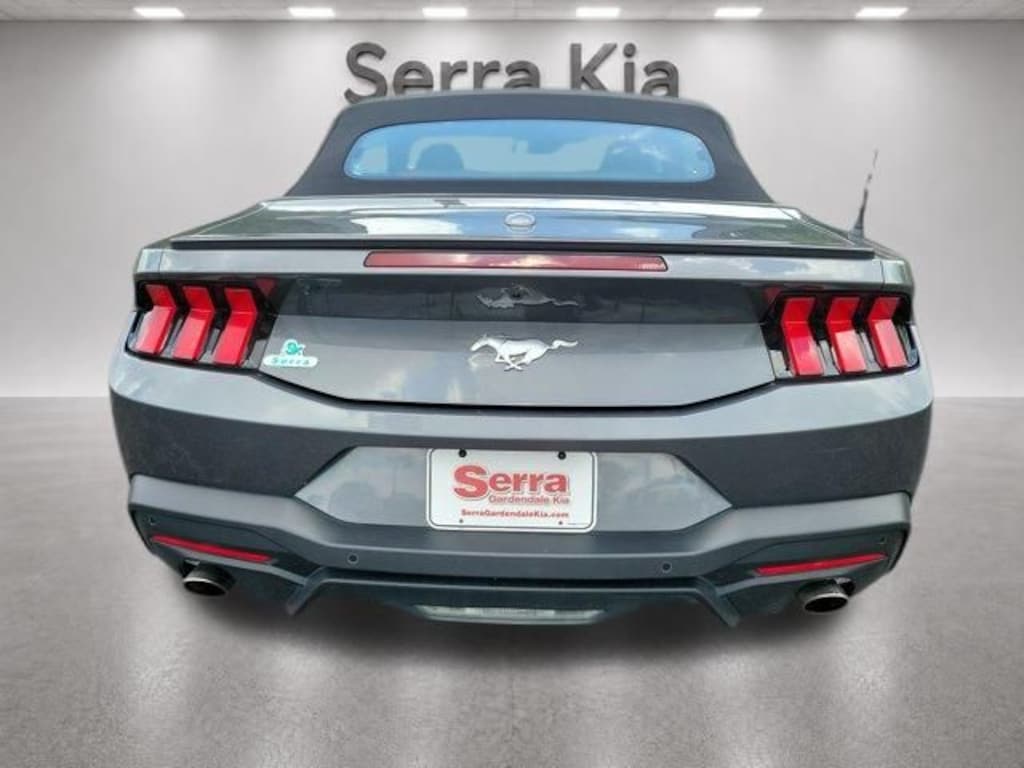 Used 2025 Ford Mustang Convertible