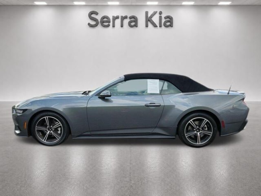 Used 2025 Ford Mustang Convertible