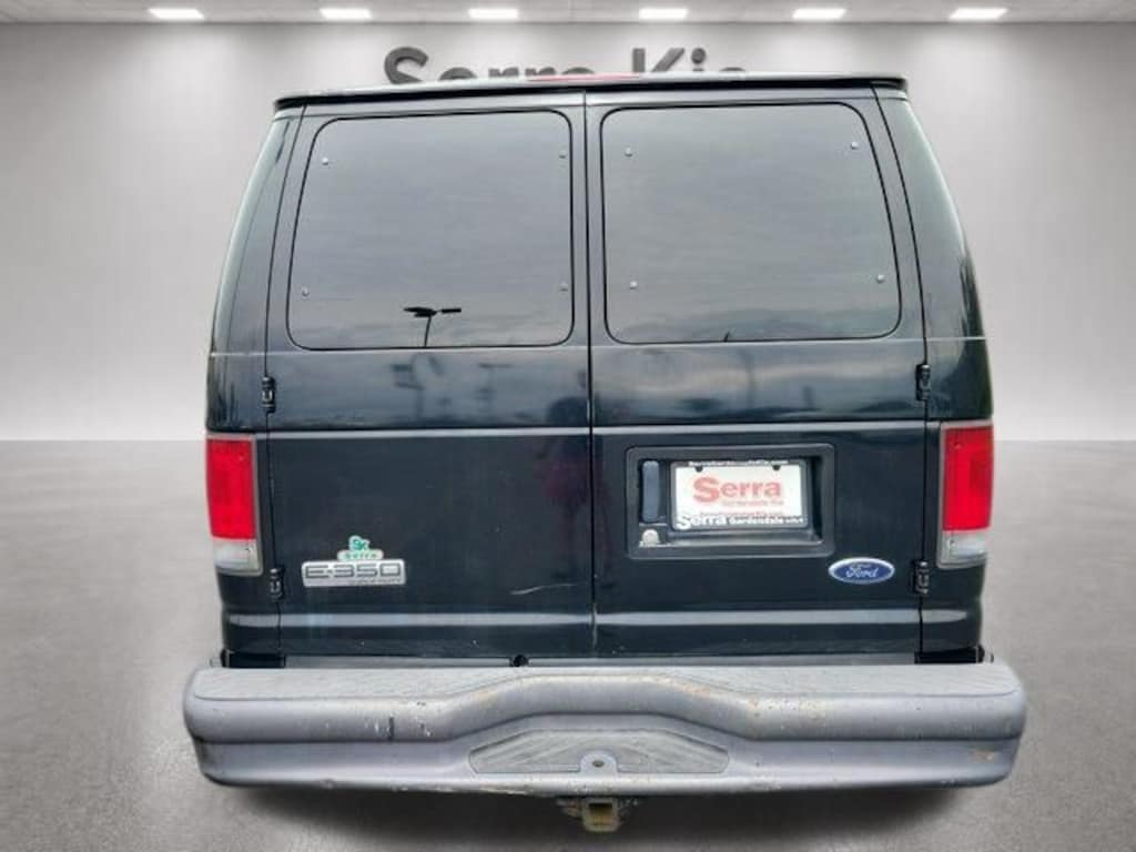 Used 2006 Ford E-350SD Cargo Van
