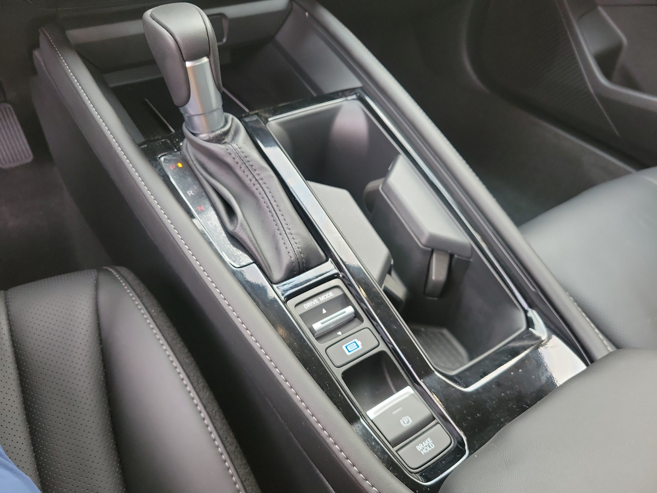 2026 Honda Accord Hybrid Touring - Photo 19