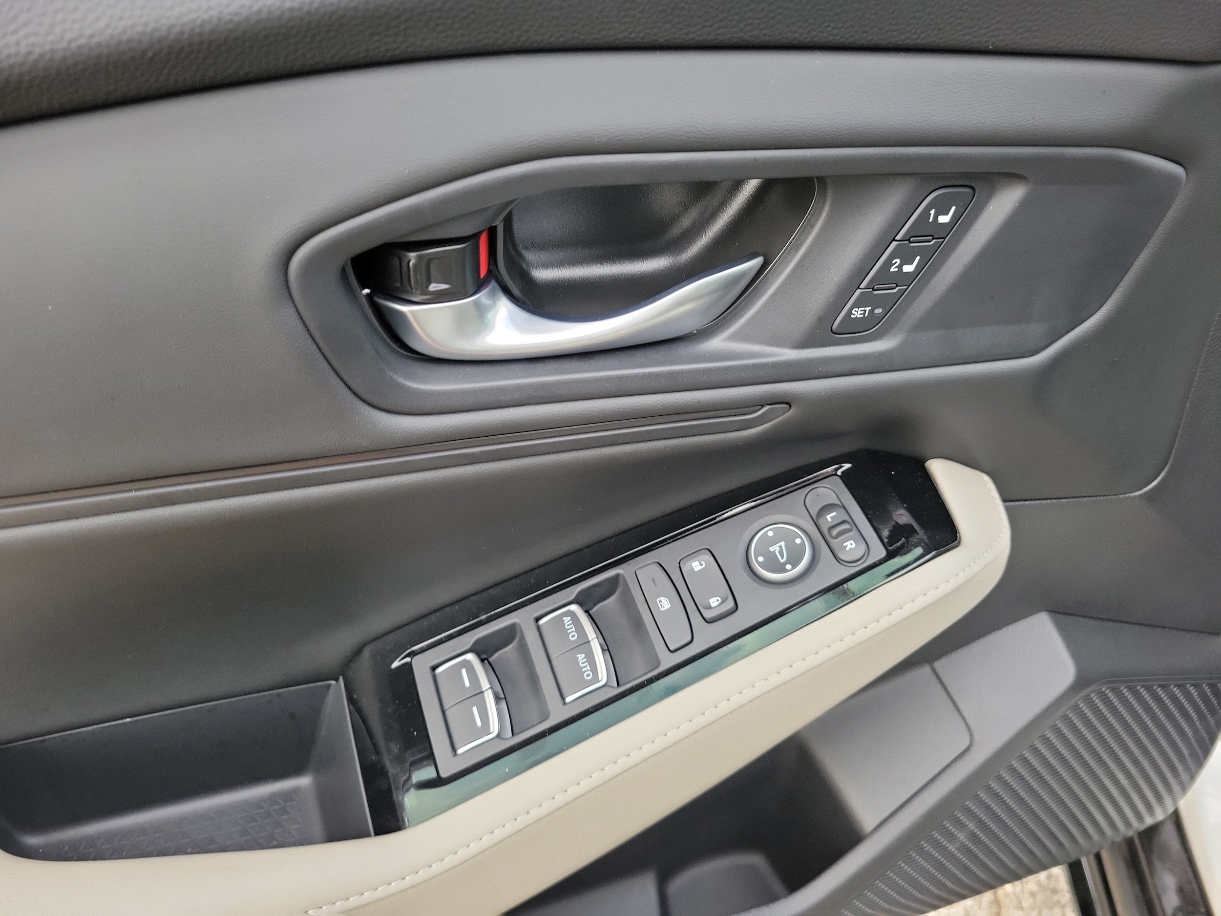 2026 Honda Accord Hybrid Touring - Photo 23