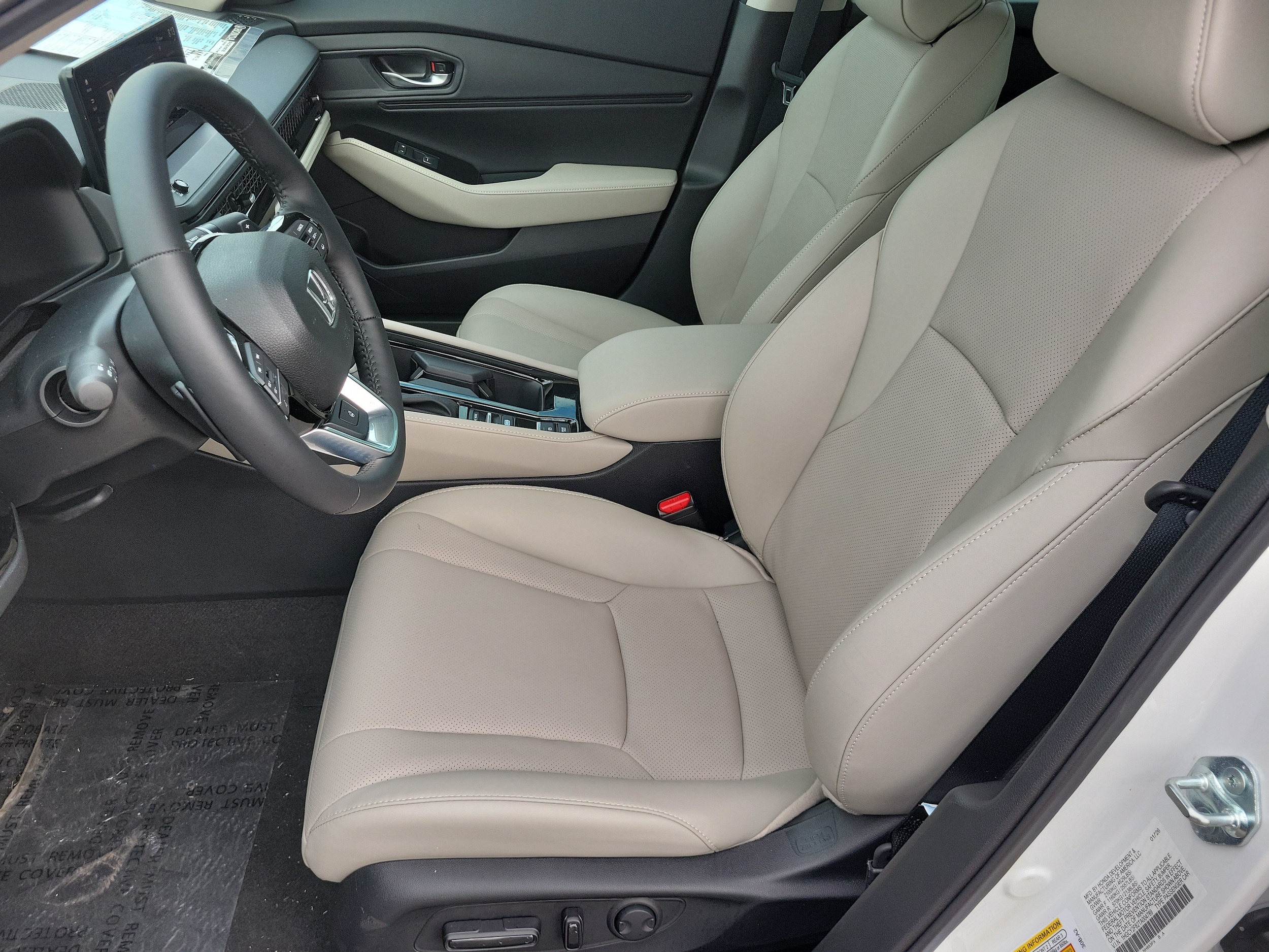 2026 Honda Accord Hybrid Touring - Photo 8