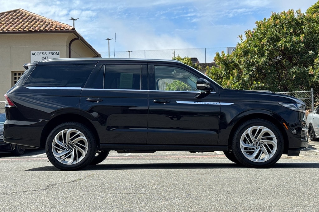 Used 2025 Lincoln