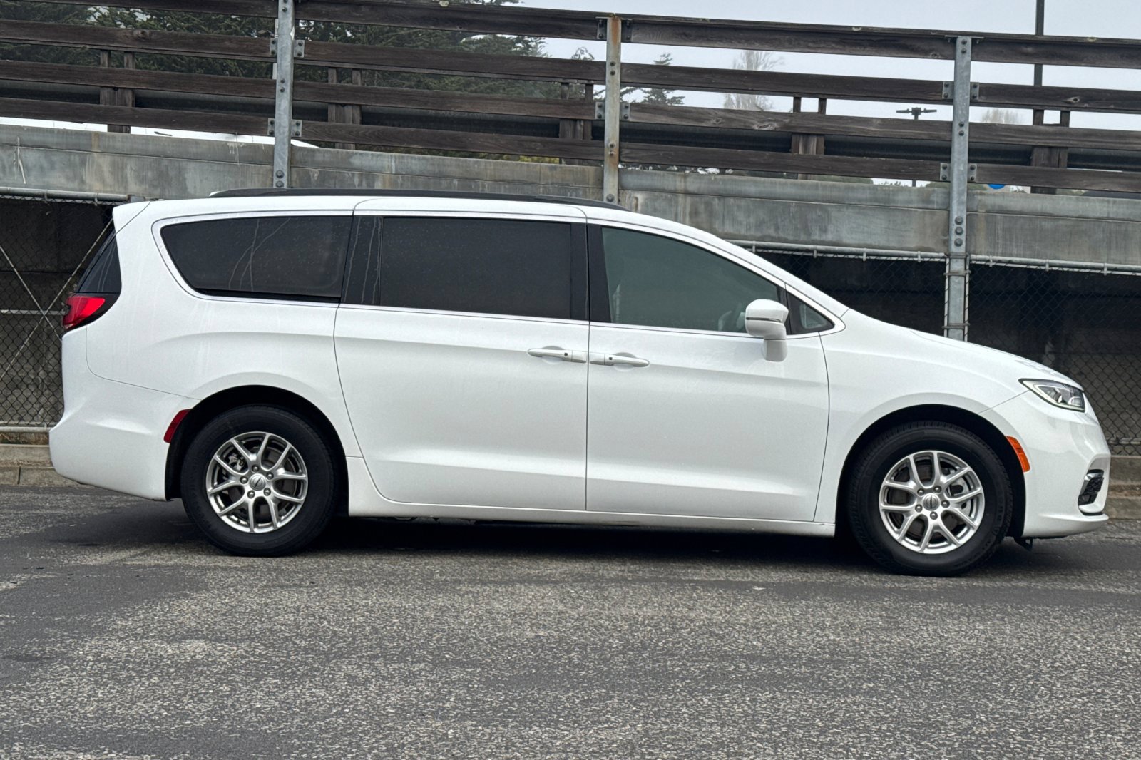 Used 2022 Chrysler Pacifica Touring Van Passenger Van