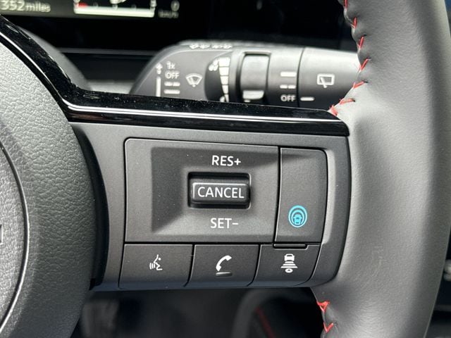 2026 Nissan KICKS SR - Photo 14