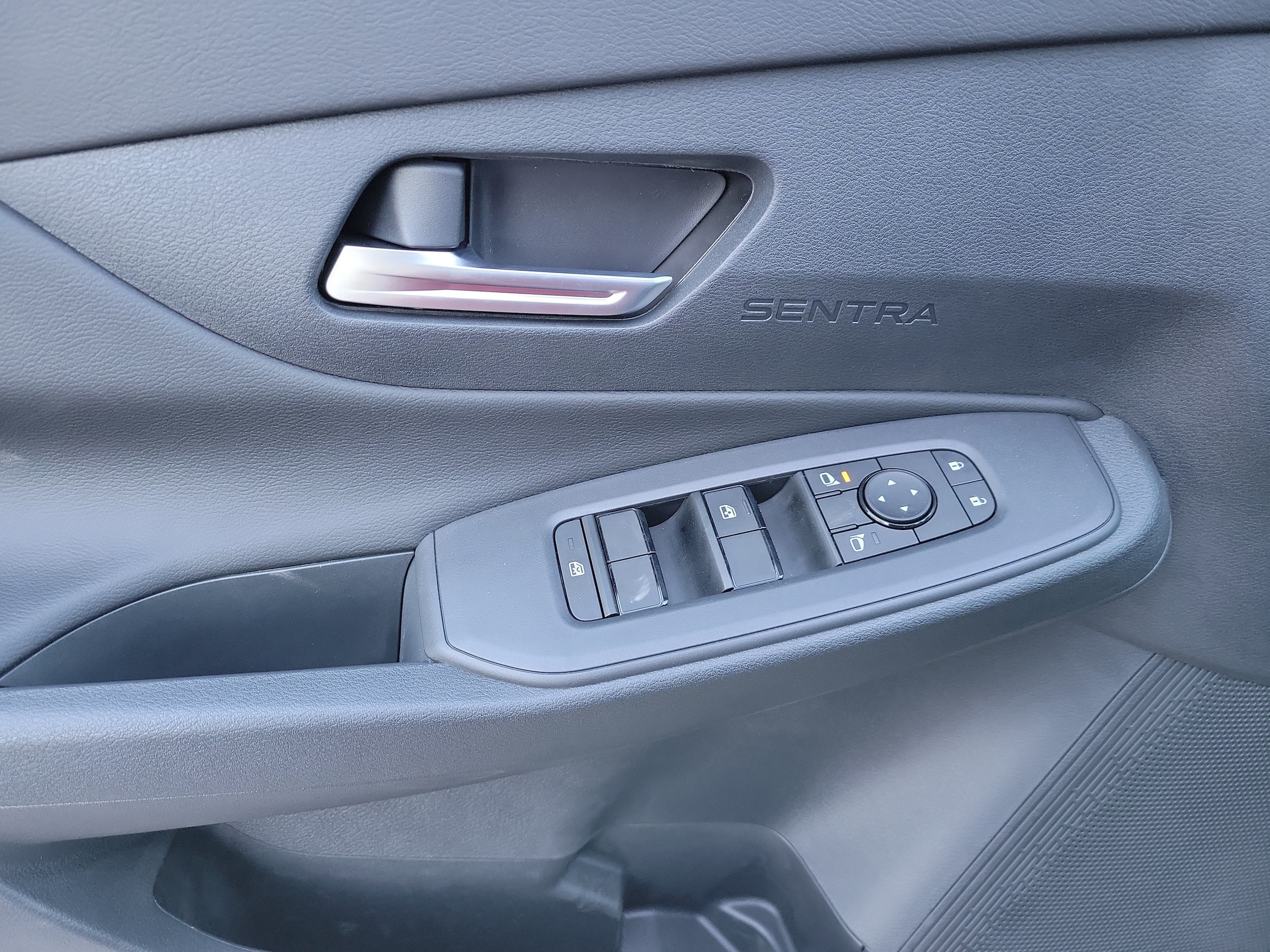 2026 Nissan Sentra SV - Photo 25