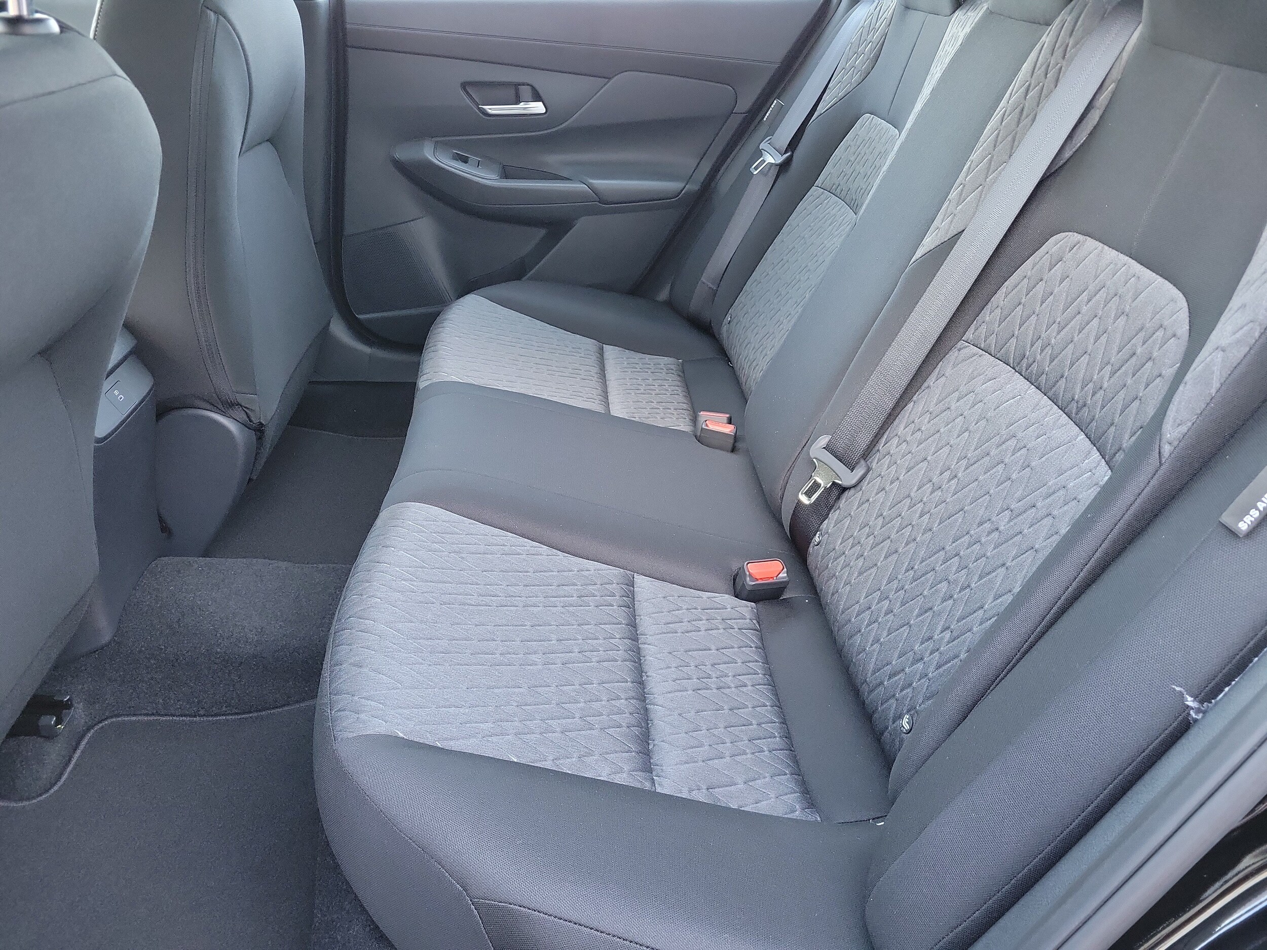 2026 Nissan Sentra SV - Photo 12