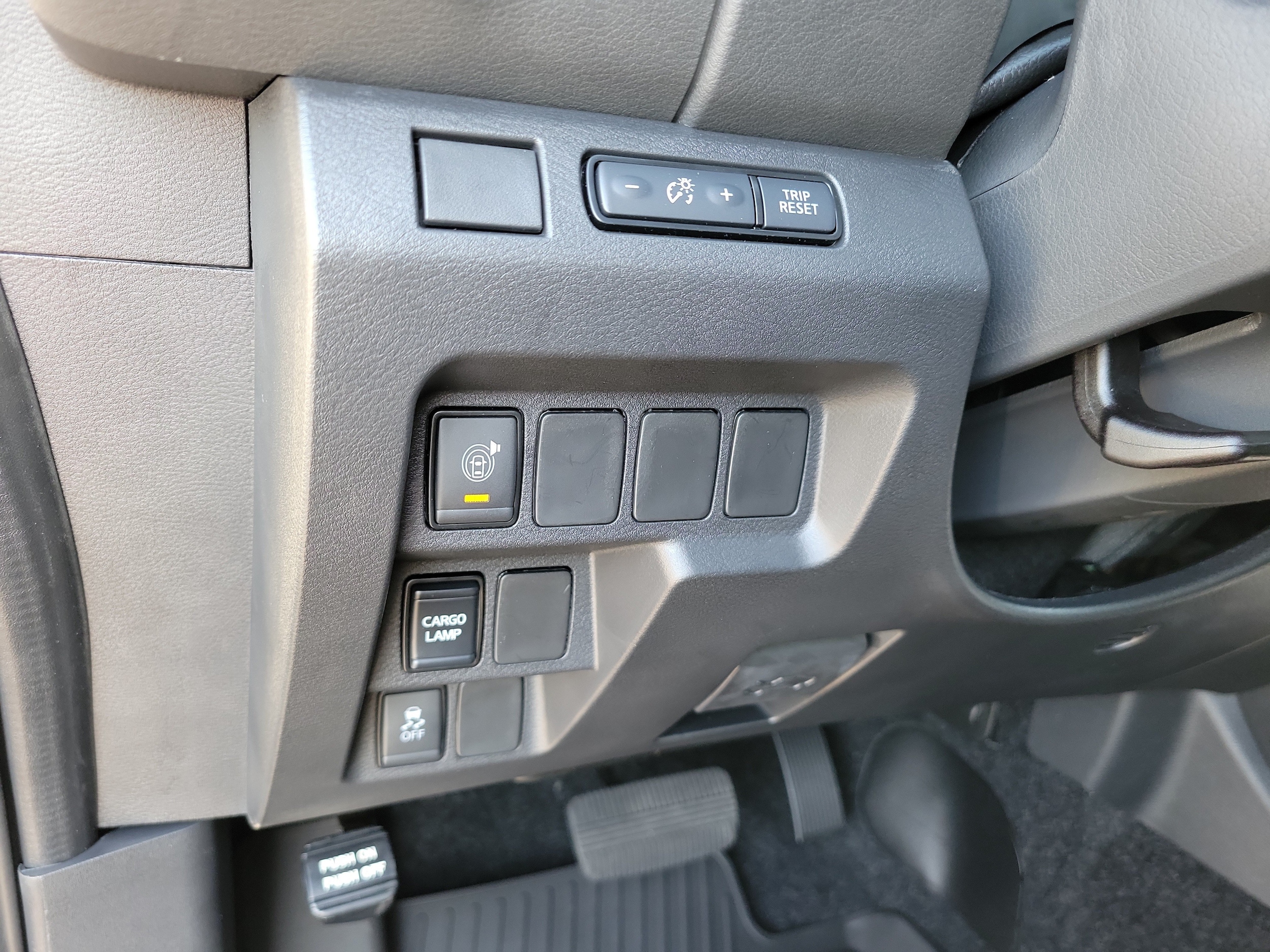 2026 Nissan Frontier SV - Photo 33